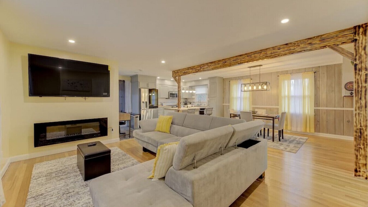 Photo of Livingroom in Eau Claire