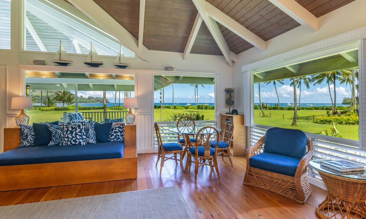 Photo of Livingroom in Hanalei