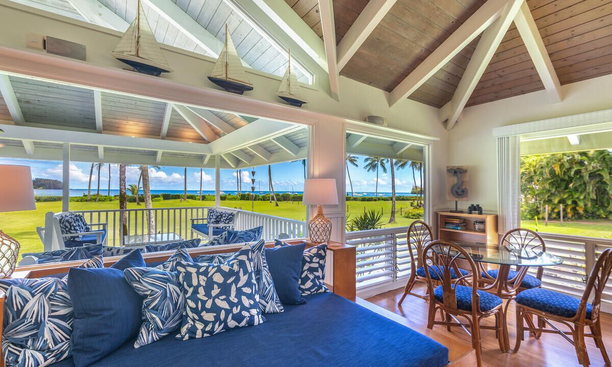 Photo of Livingroom in Hanalei