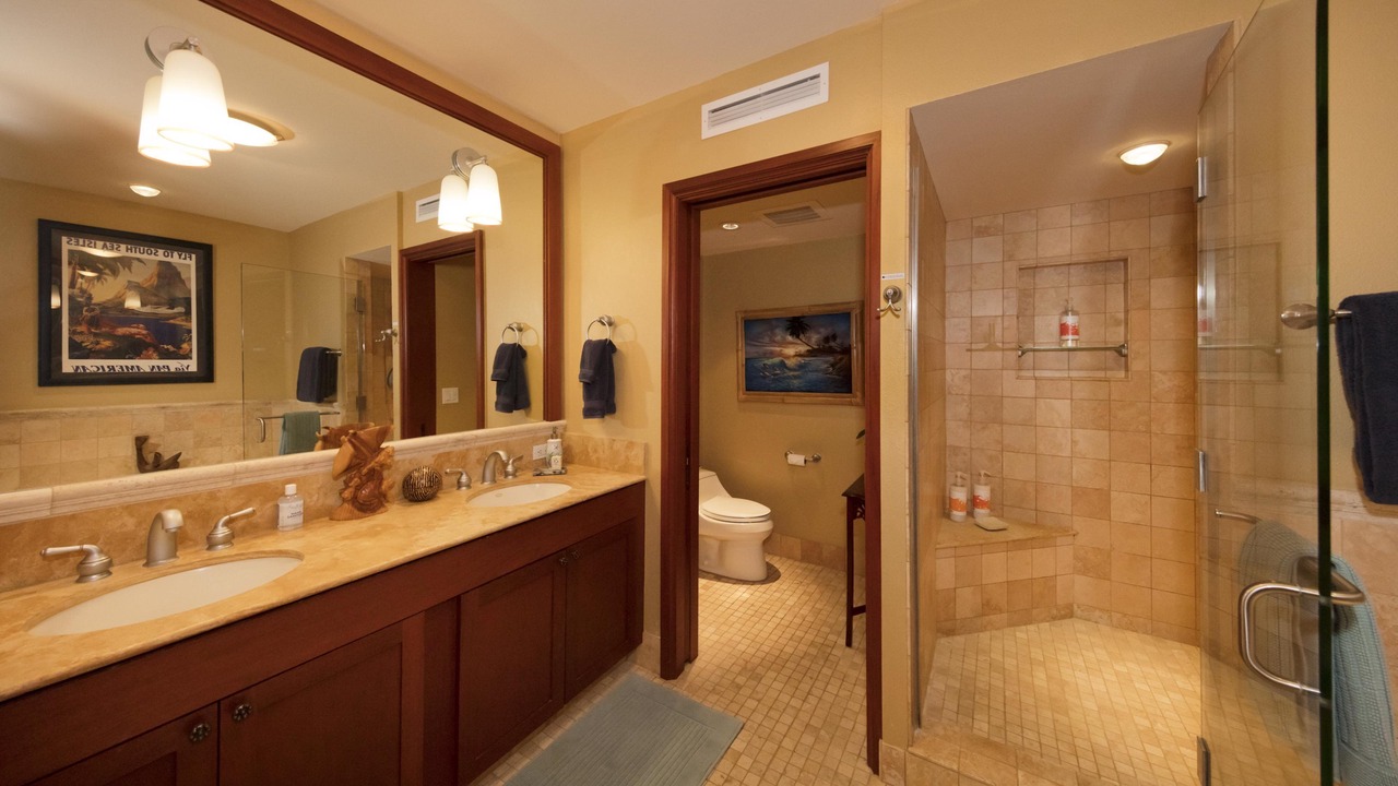 Photo of Bathroom in Waikoloa