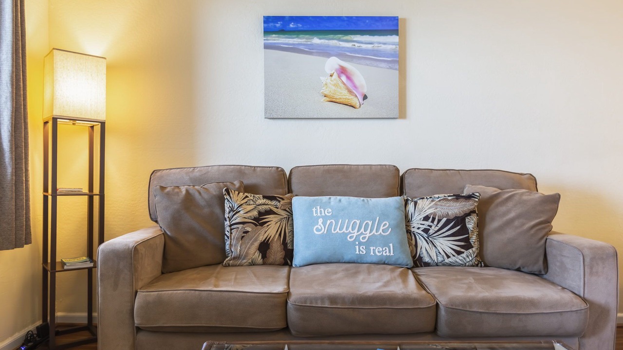 Photo of Livingroom in Kahana