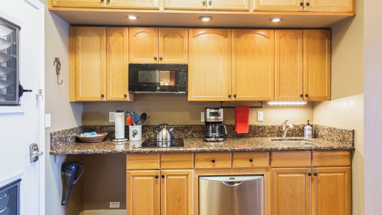 Photo of Kitchen in Kahana