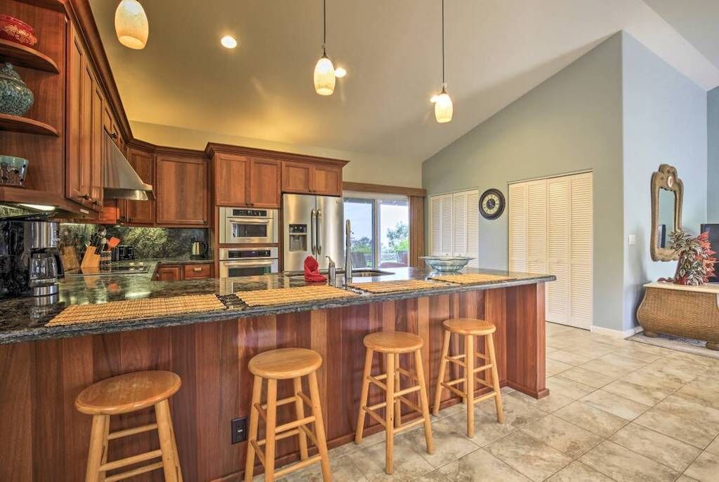 Photo of Kitchen in Kona Palisades