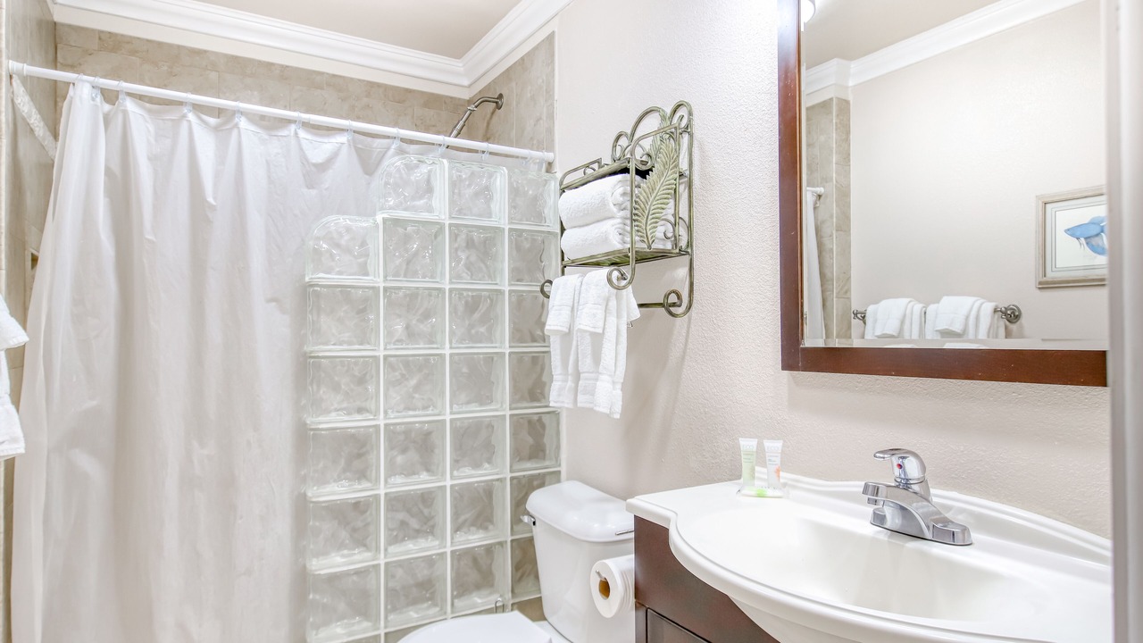 Photo of Bathroom in Ualapue