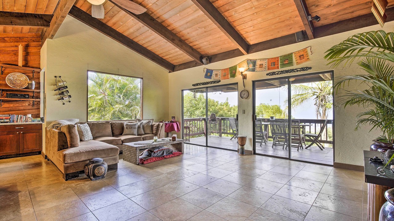 Photo of Bedroom in Kona Palisades