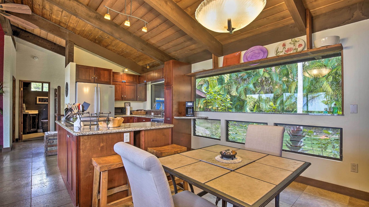 Photo of Others in Kona Palisades