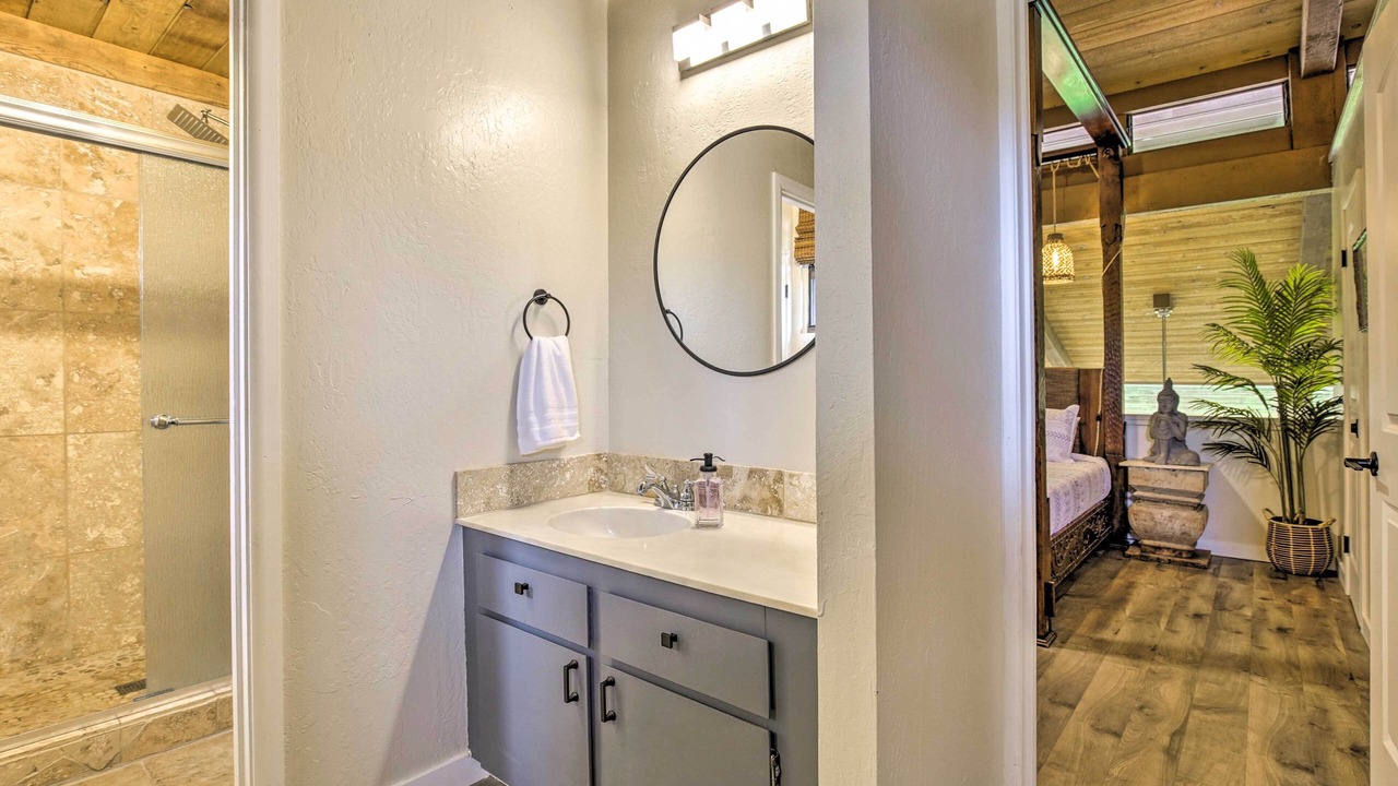 Photo of Bathroom in Waikoloa