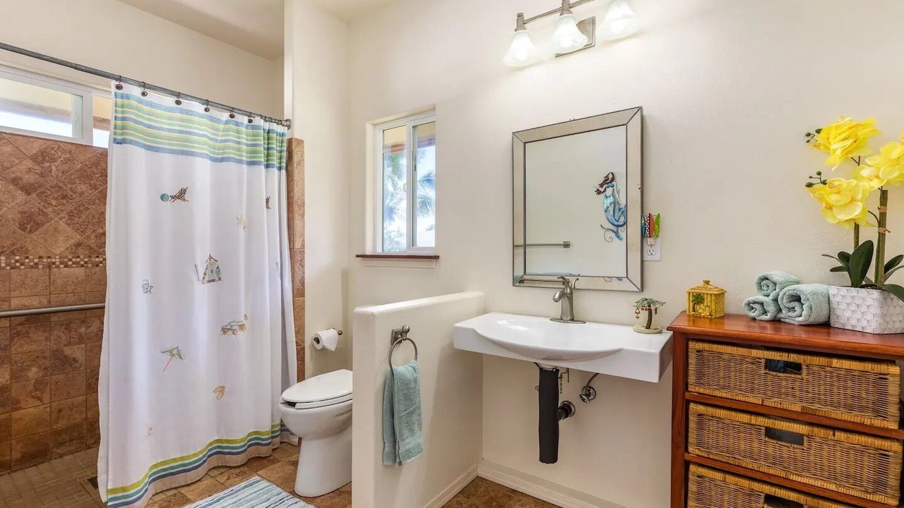 Photo of Bathroom in Kapoho