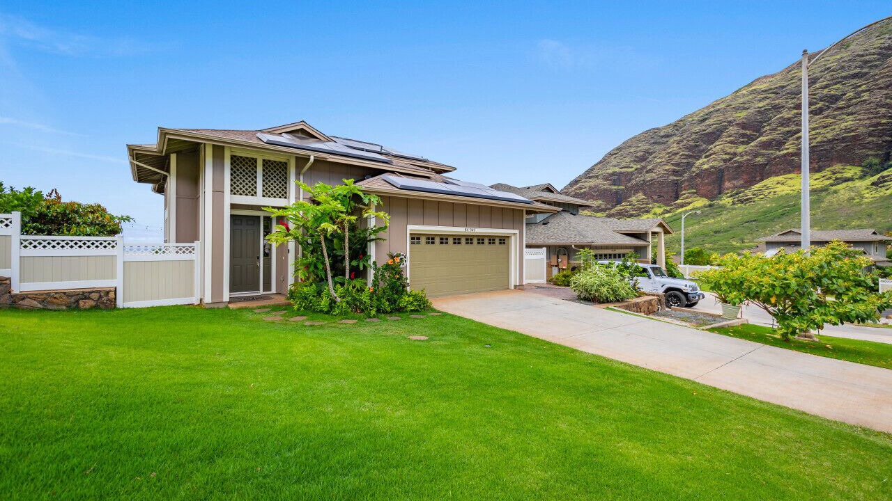 Photo of Others in Makaha Valley