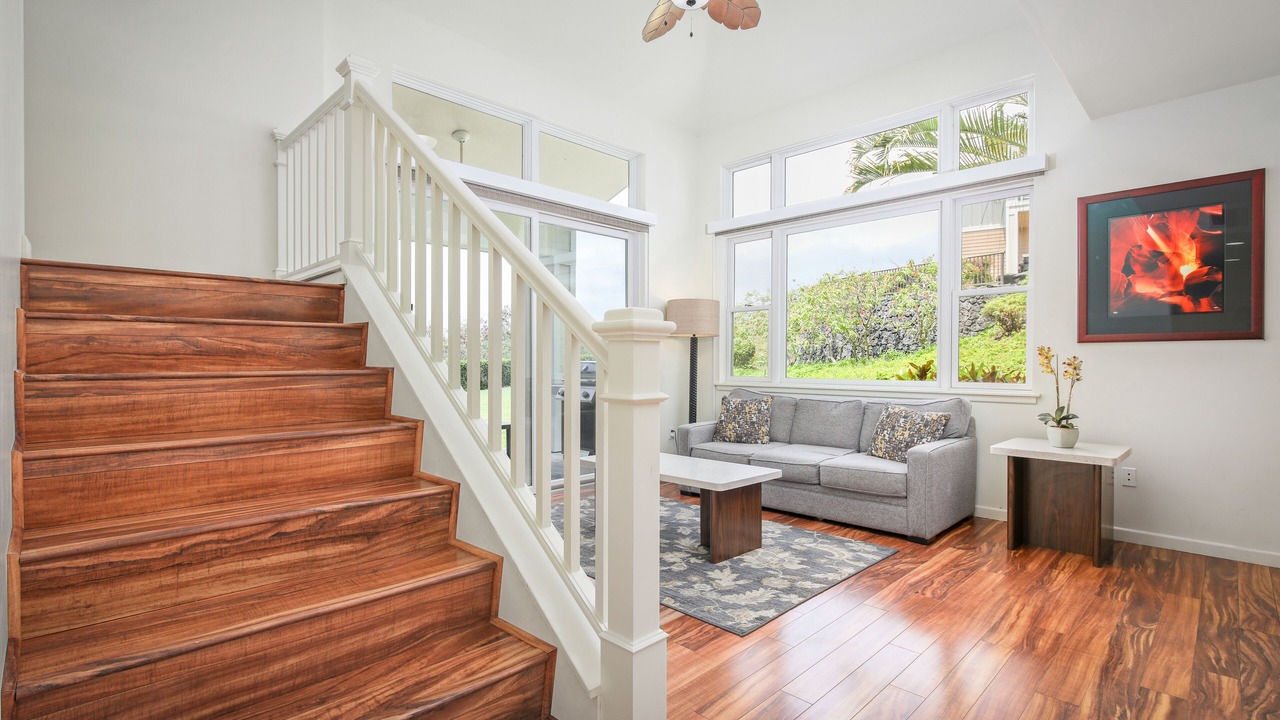 Photo of Livingroom in Kahaluu Bay