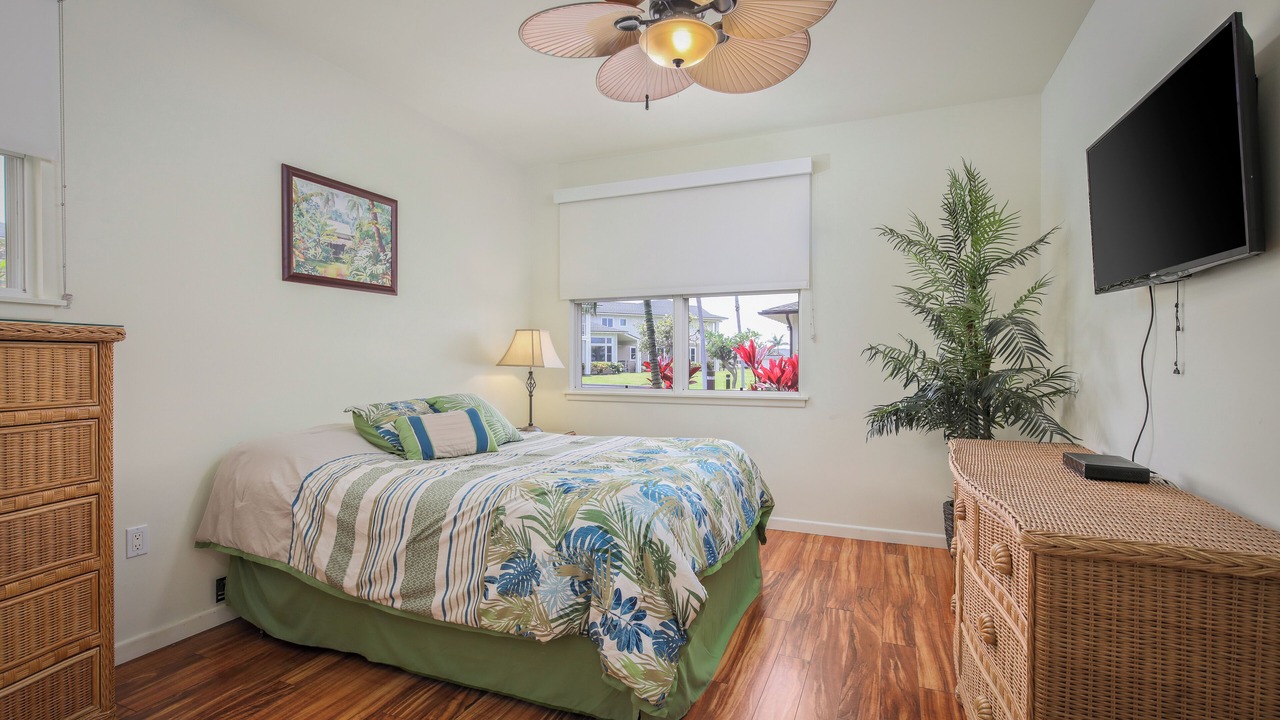 Photo of Bedroom in Kahaluu Bay