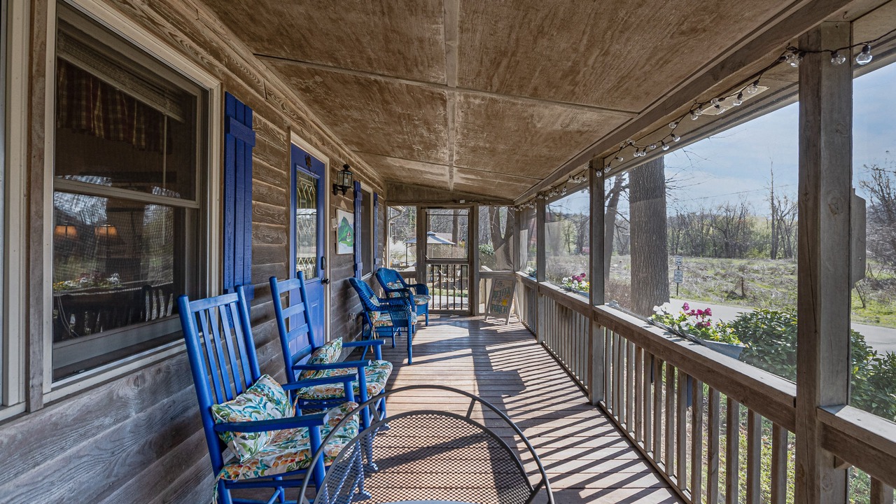 Photo of Patio Balcony in Lake Lure