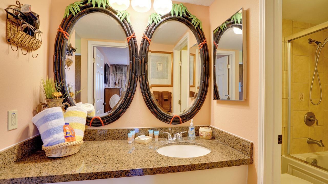 Photo of Bathroom in Kaunakakai
