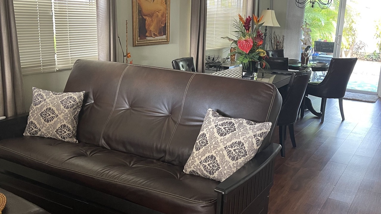Photo of Livingroom in Ewa