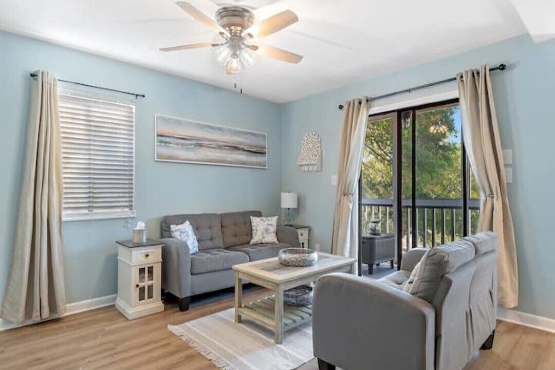 Photo of Livingroom in Calabash