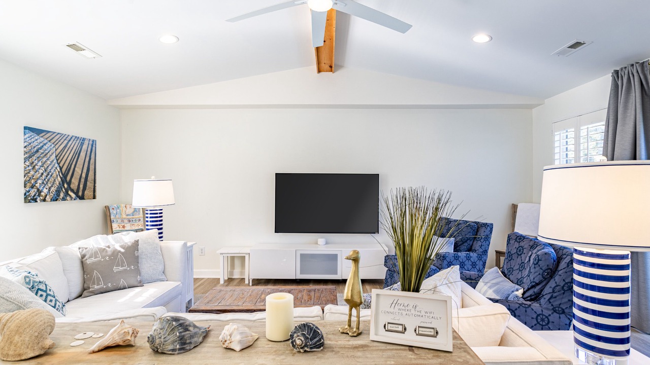 Photo of Livingroom in Southern Shores