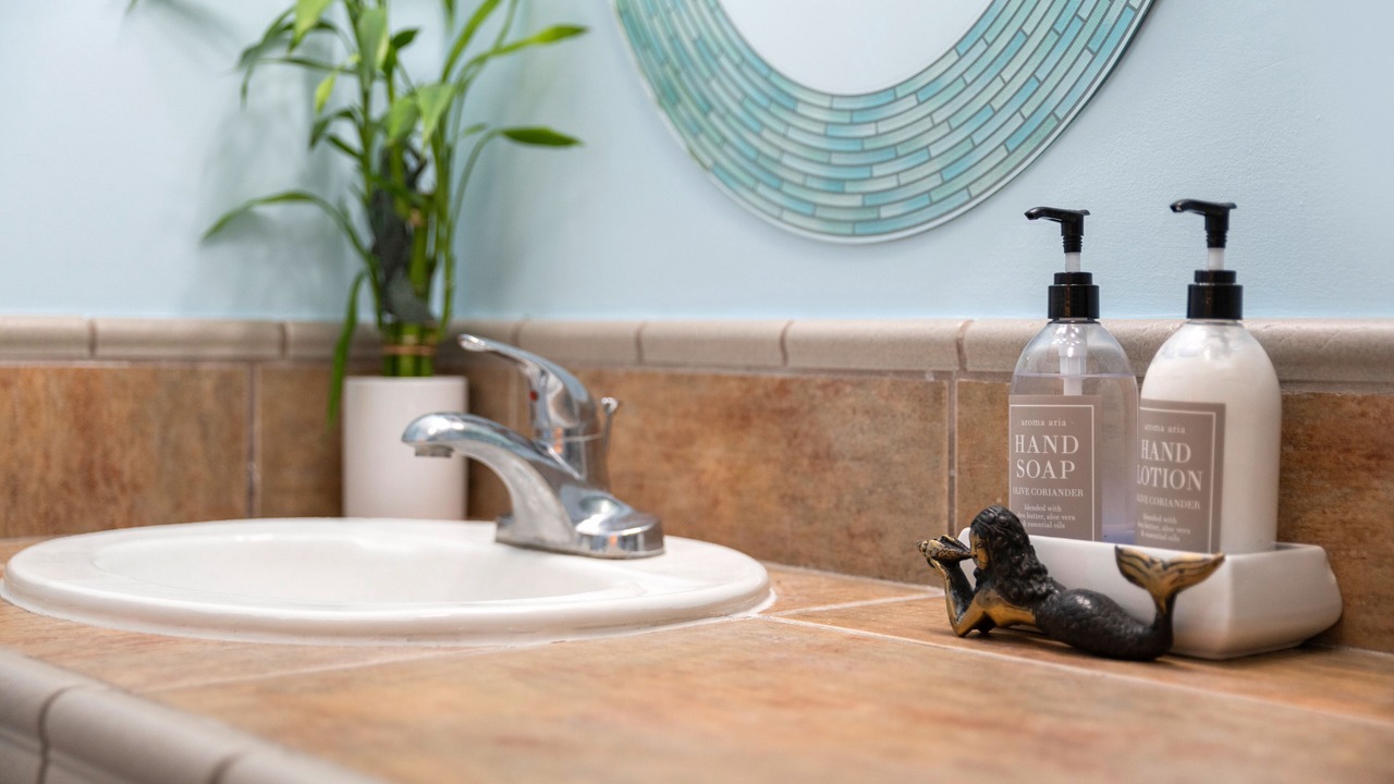 Photo of Bathroom in Makaha