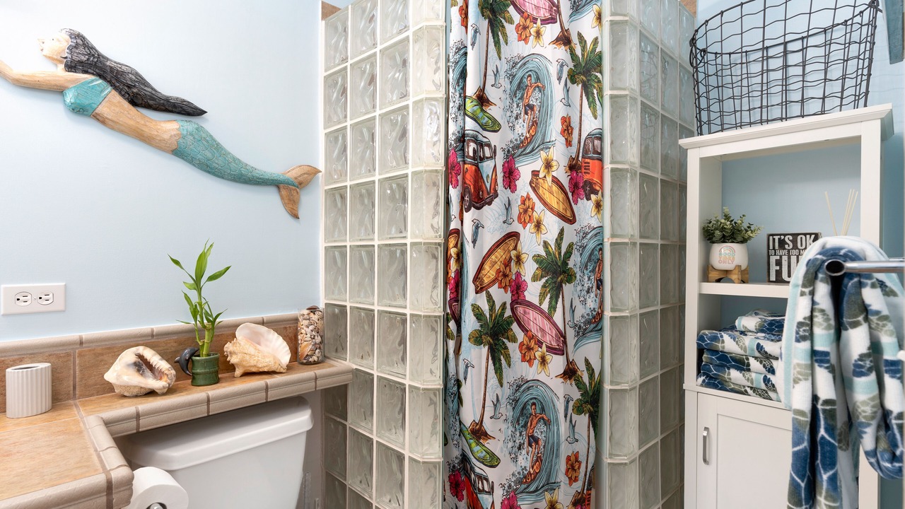 Photo of Bathroom in Makaha