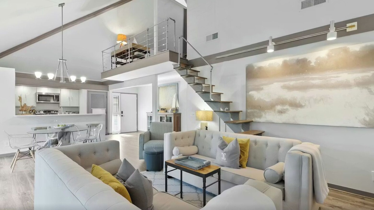 Photo of Livingroom in Moss Creek