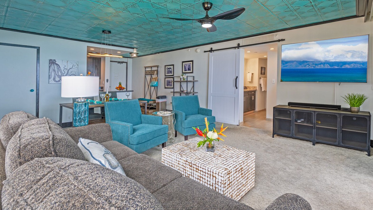 Photo of Livingroom in Kahana