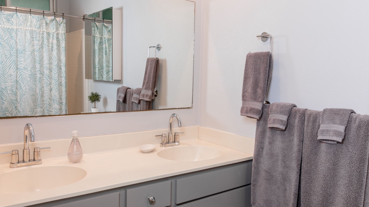 Photo of Bathroom in Kalaoa