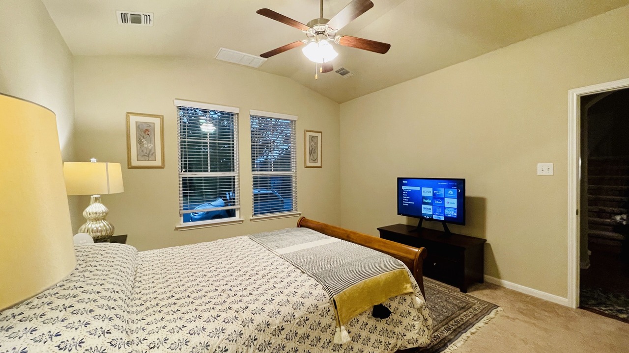 Photo of Bedroom in Round Rock Original Plat