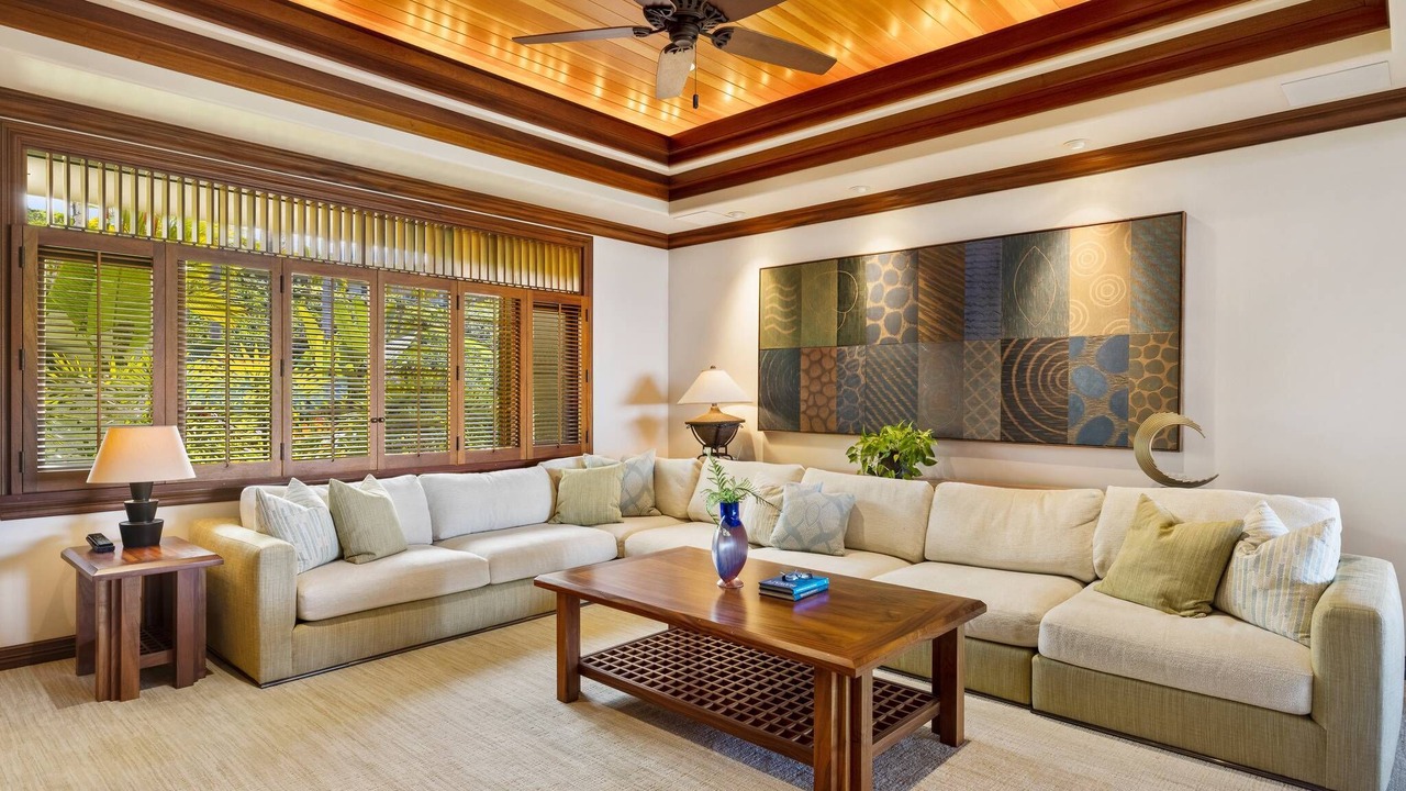 Photo of Livingroom in Holualoa
