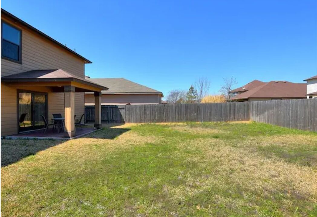 Photo of Patio Balcony in McNeil