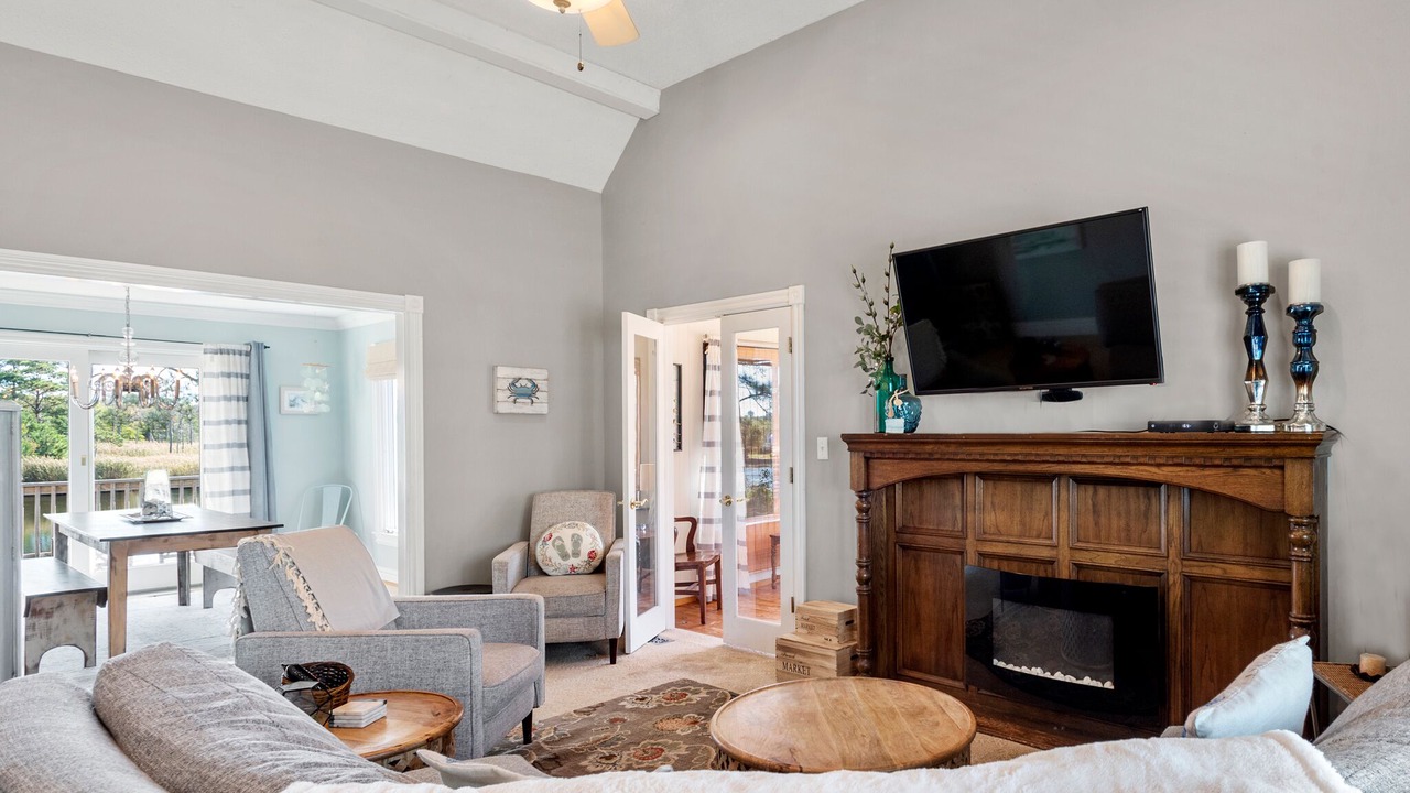 Photo of Livingroom in Manteo