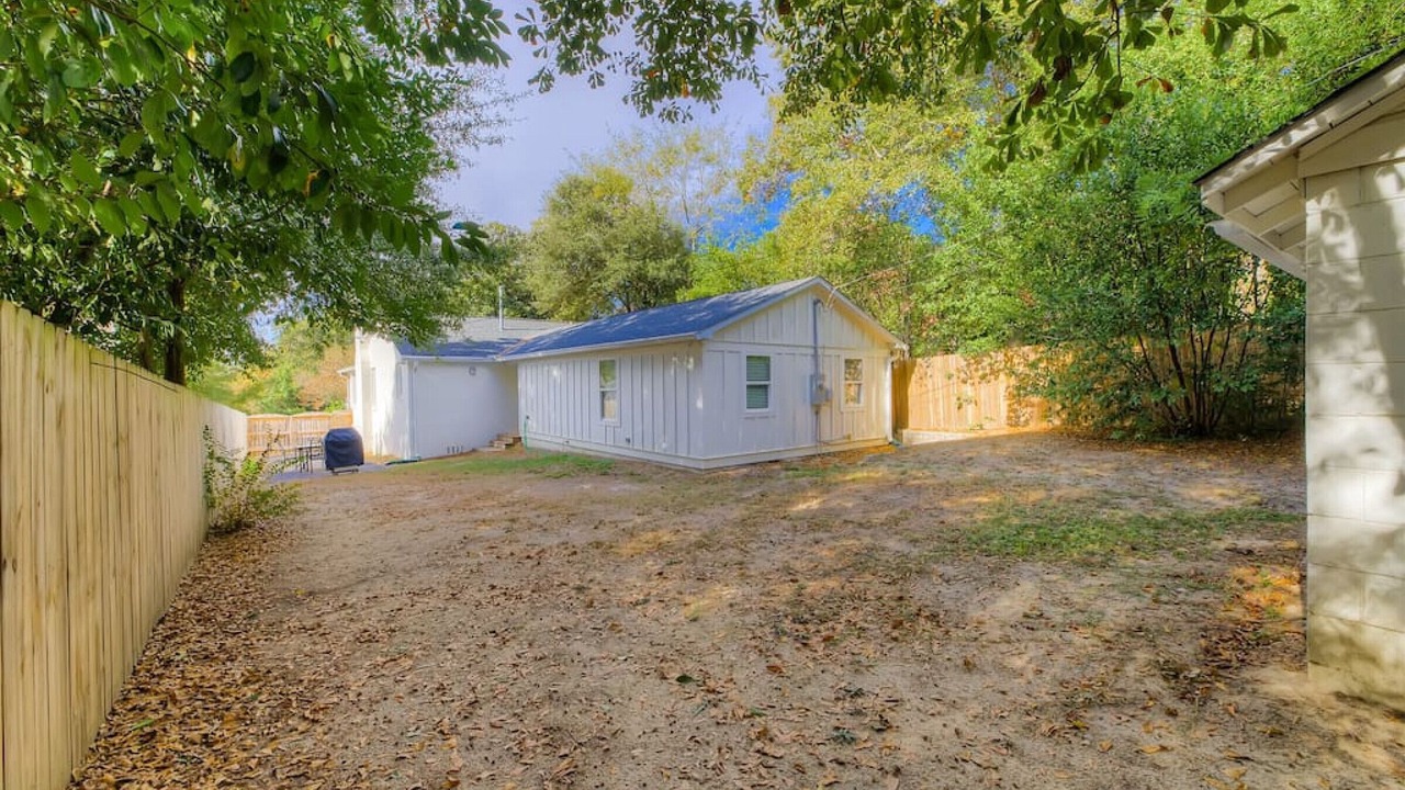 Photo of Outdoor in Rosewood