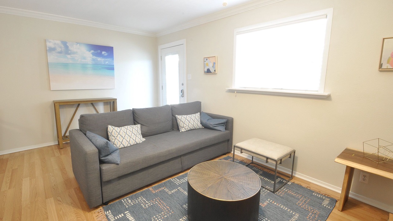 Photo of Livingroom in South Lamar