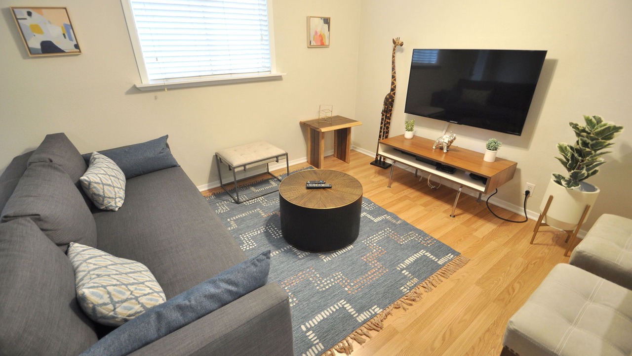 Photo of Livingroom in South Lamar
