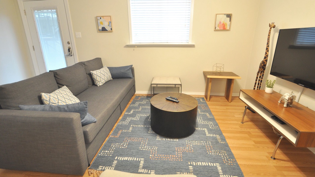 Photo of Livingroom in South Lamar