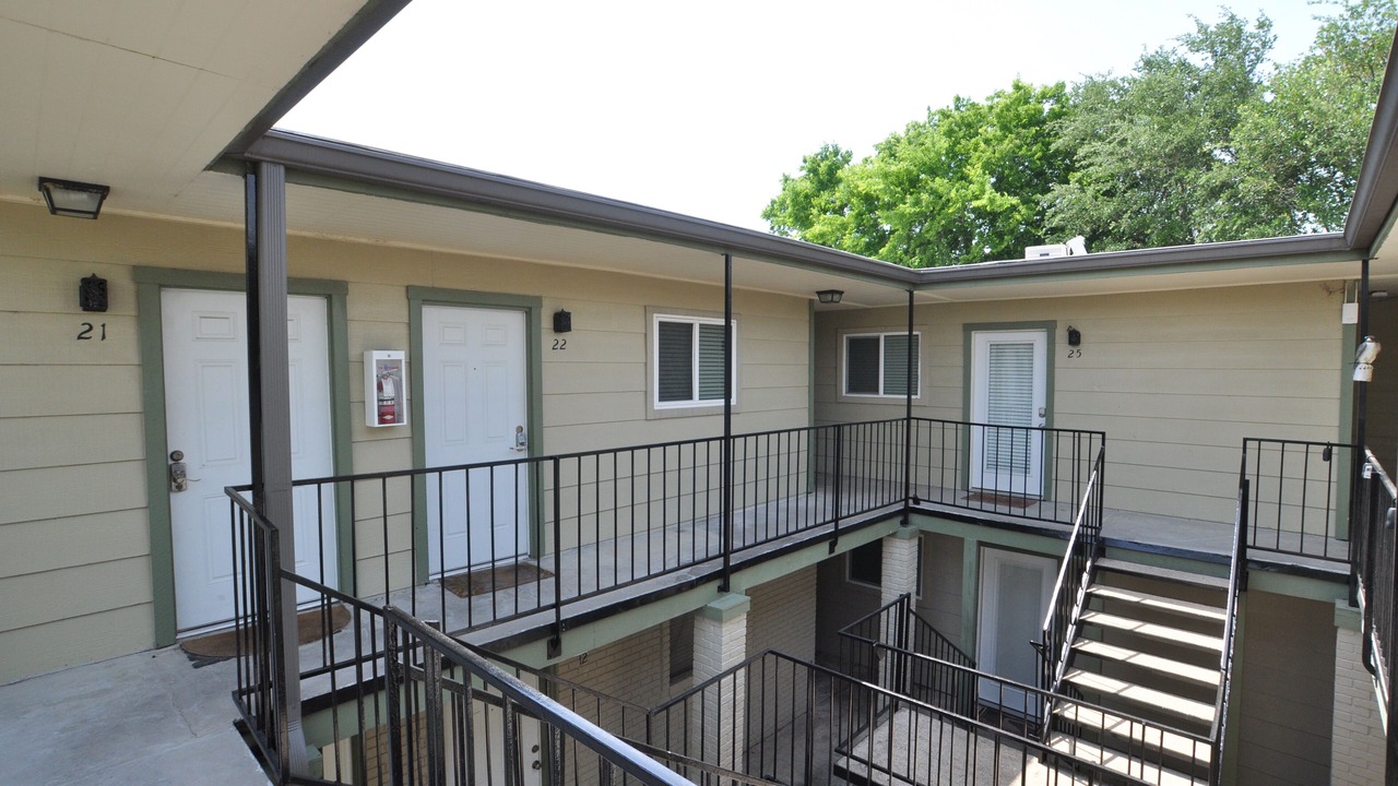 Photo of Outdoor in South Lamar