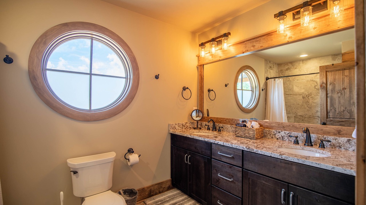 Photo of Bathroom in Elk Park