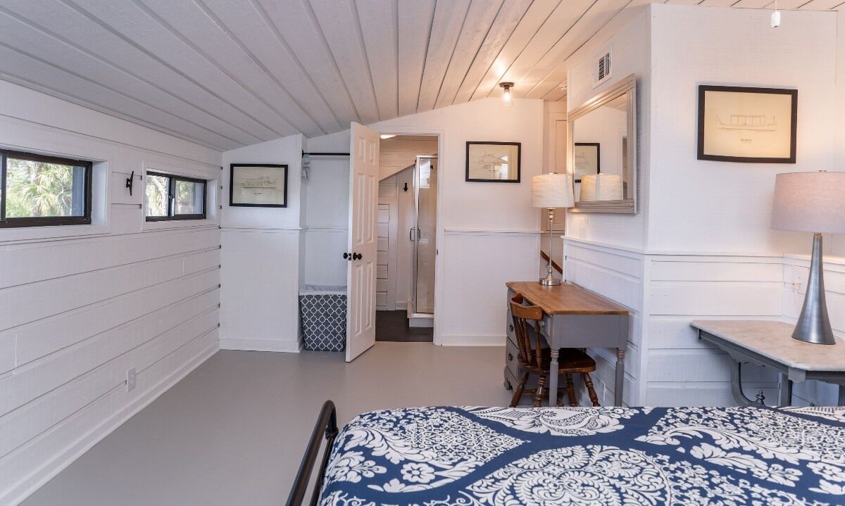 Photo of Bedroom in Saint Helena Island