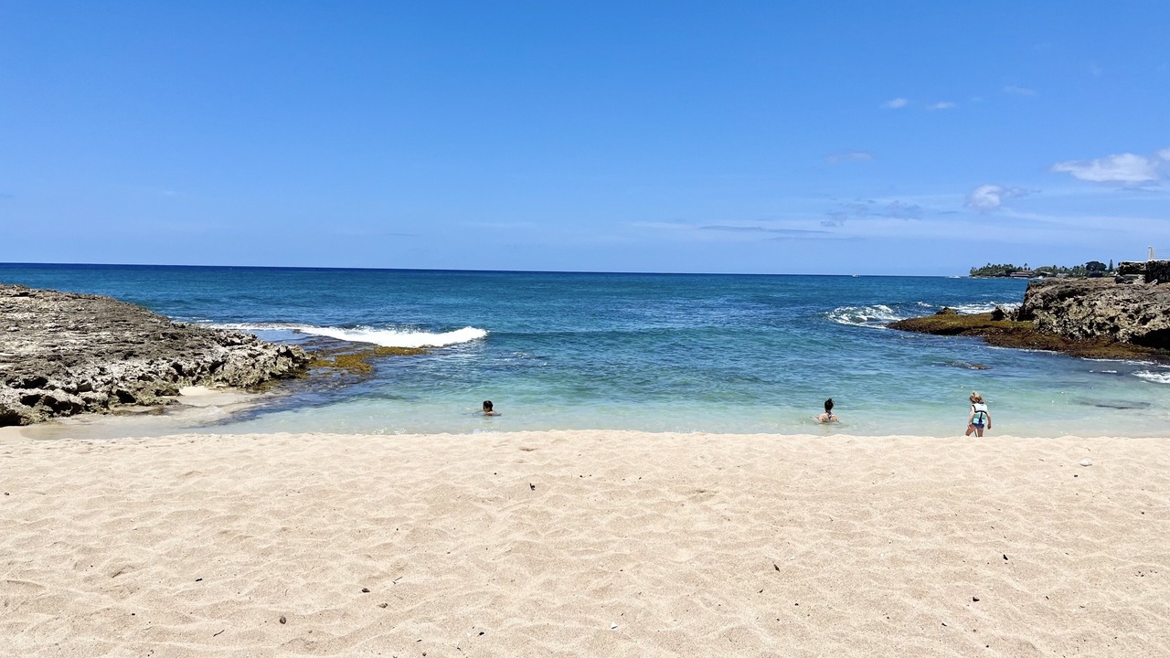 Photo of Others in Makaha