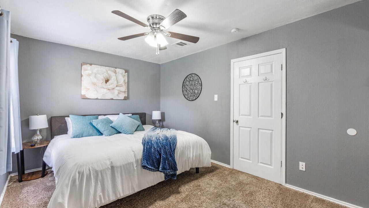 Photo of Bedroom in Temple