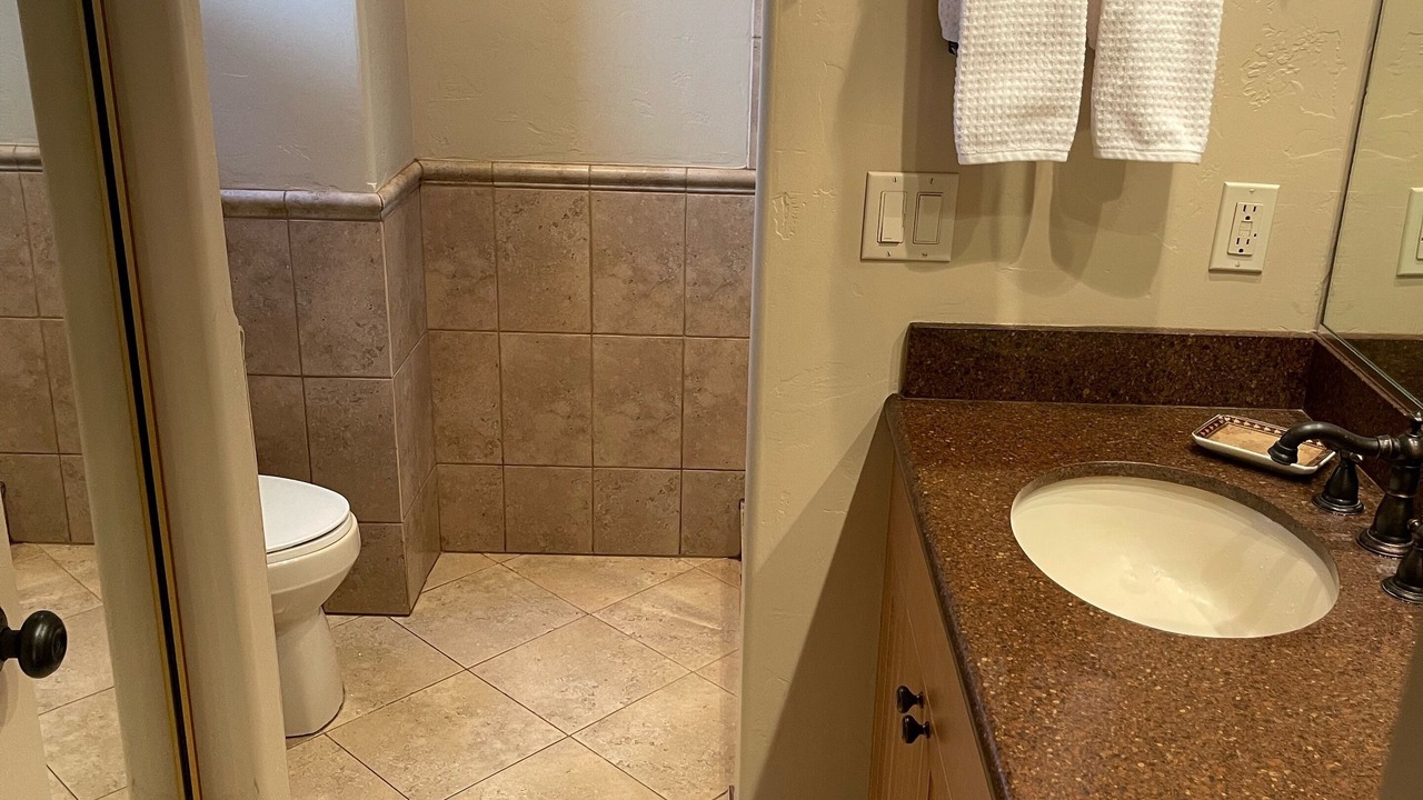 Photo of Bathroom in Honokowai