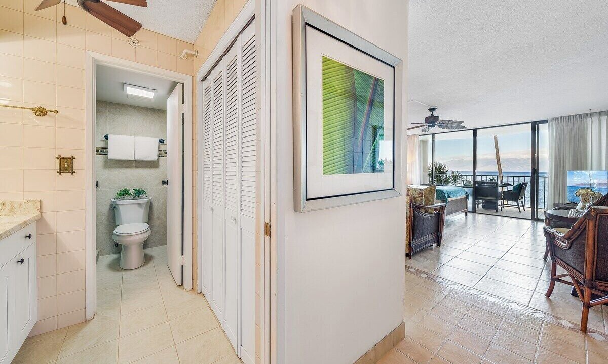 Photo of Bathroom in Kahana