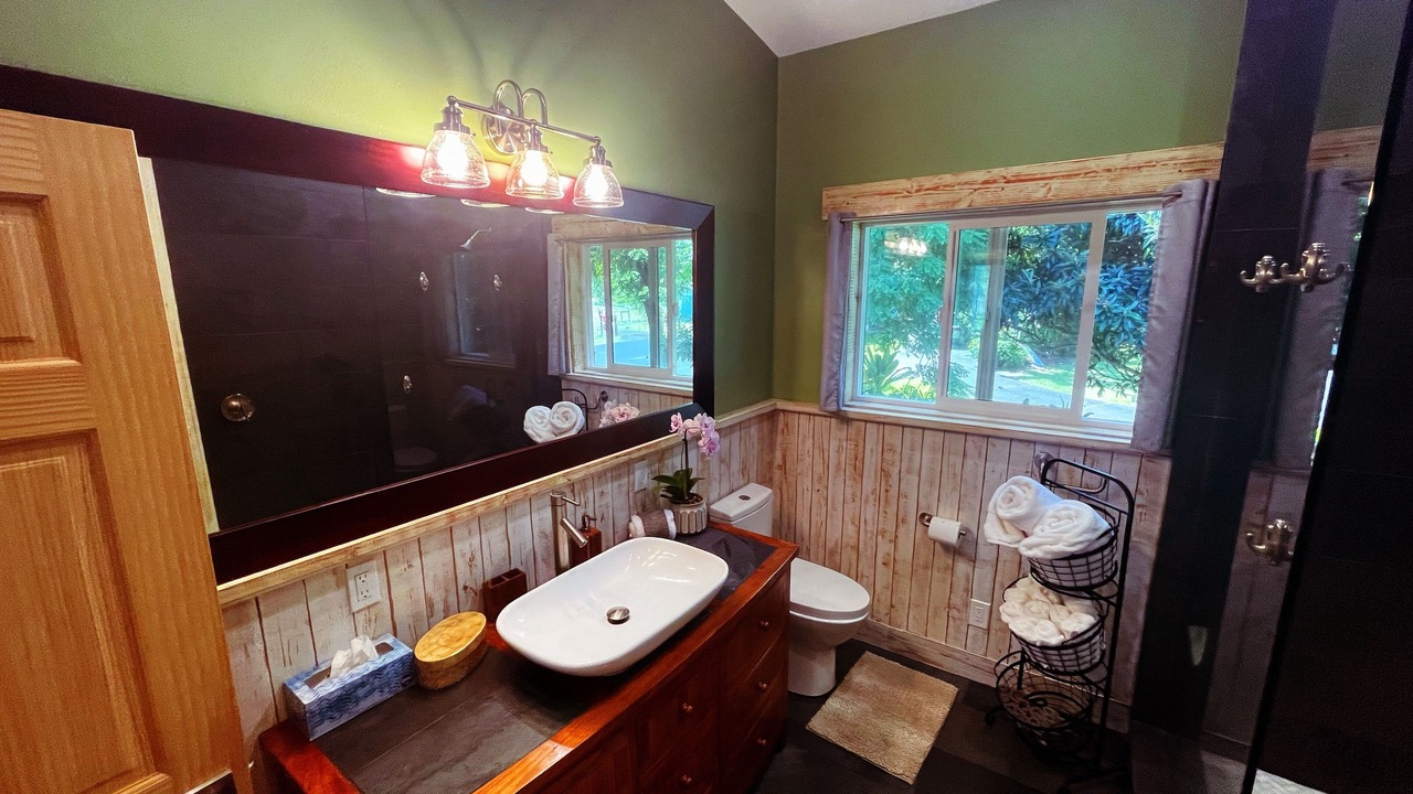 Photo of Bathroom in Pauwela