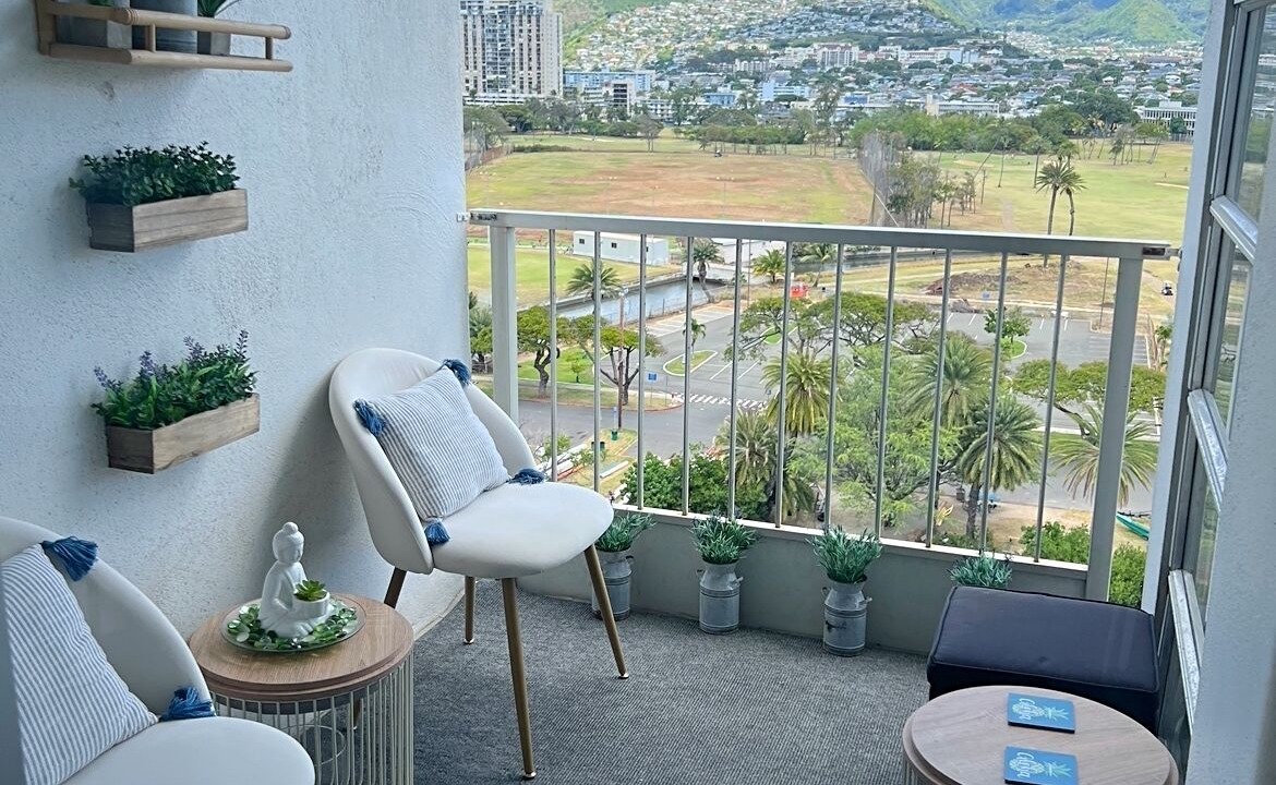 Photo of Patio Balcony in Waikiki