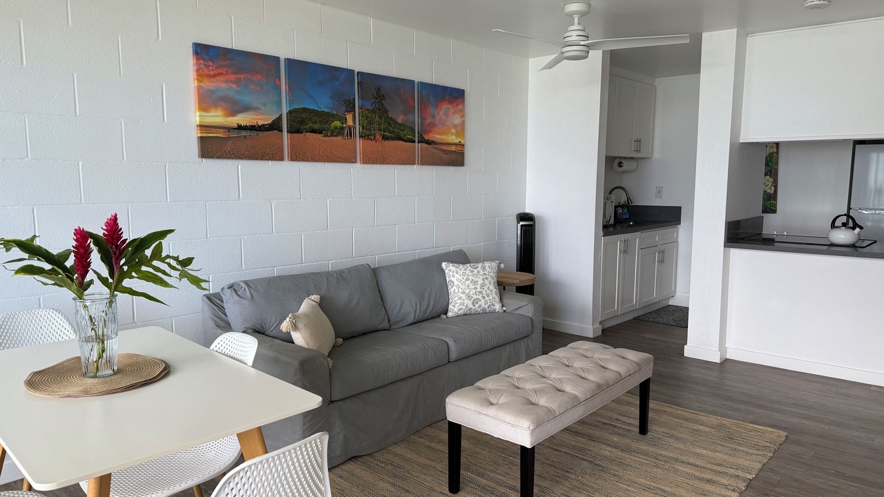 Photo of Livingroom in Haleiwa