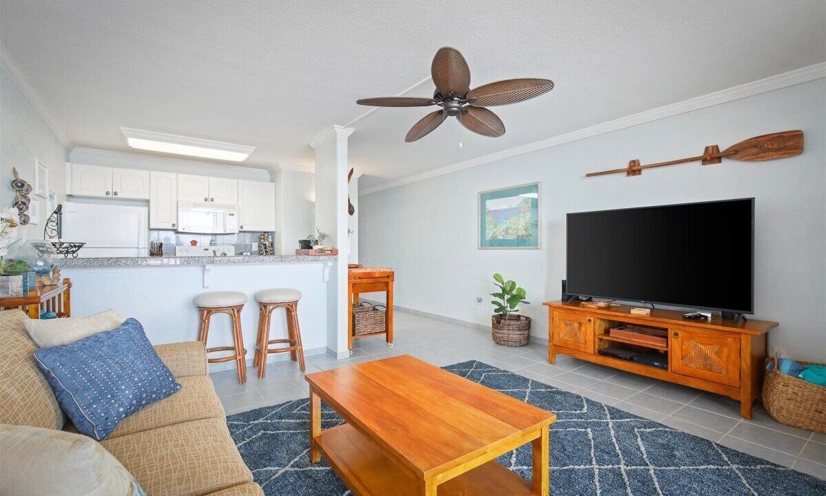 Photo of Livingroom in Historic Kailua Village