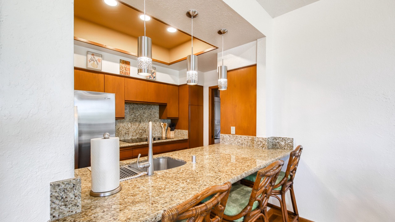 Photo of Kitchen in Waikoloa