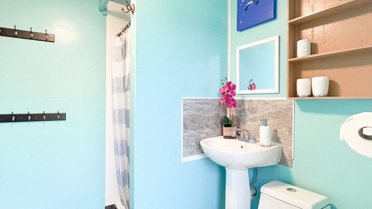 Photo of Bathroom in Discovery Harbour