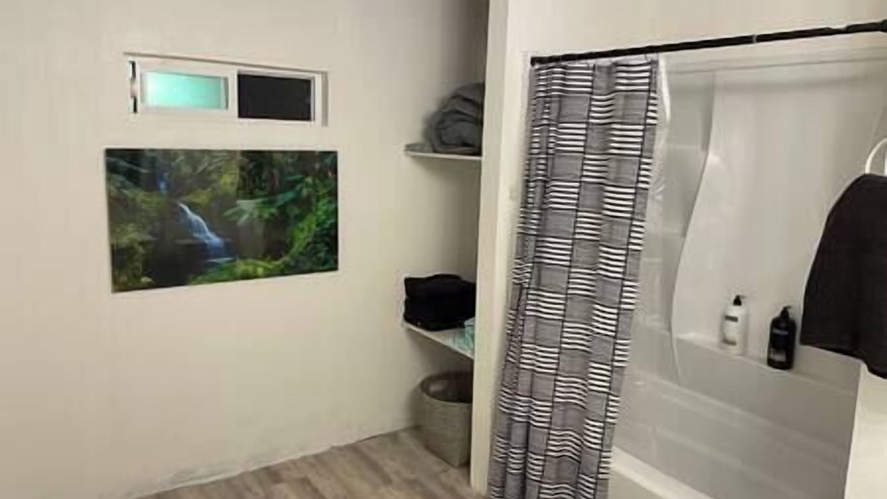 Photo of Bathroom in Kapoho