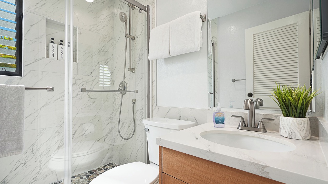 Photo of Bathroom in Lihue