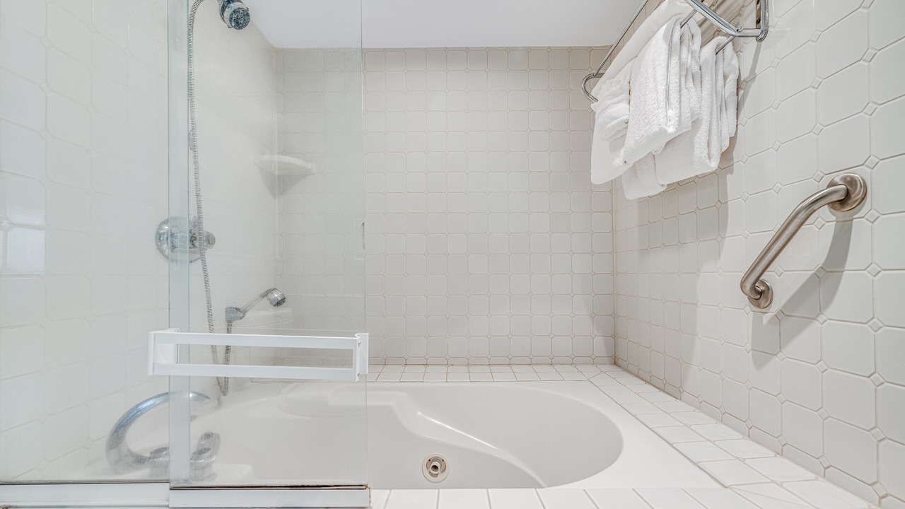Photo of Bathroom in Wailea