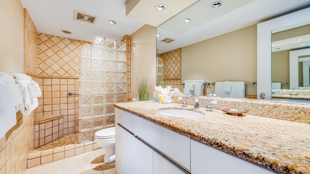 Photo of Bathroom in Wailea